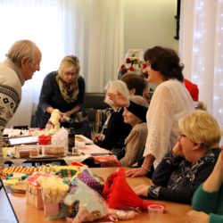 Biedrības “Ūdenszīmes” projekta “Filozofu akmens. Prasmes pilnvērtīgai un aktīvai dzīvei” tirdziņš Aknīstē 2025. gada 13. decembrī